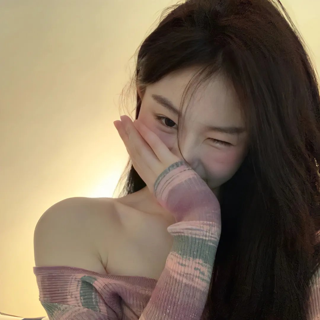 威风凛凛的她$你的深情我不配